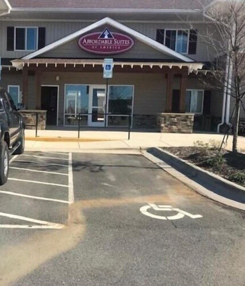 Affordable Suites Fayetteville/Fort Bragg — 3