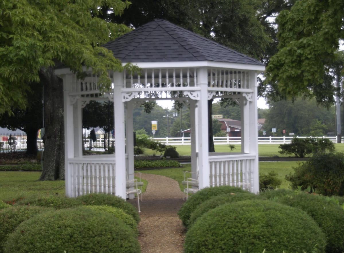 Ambassador Inn — 4