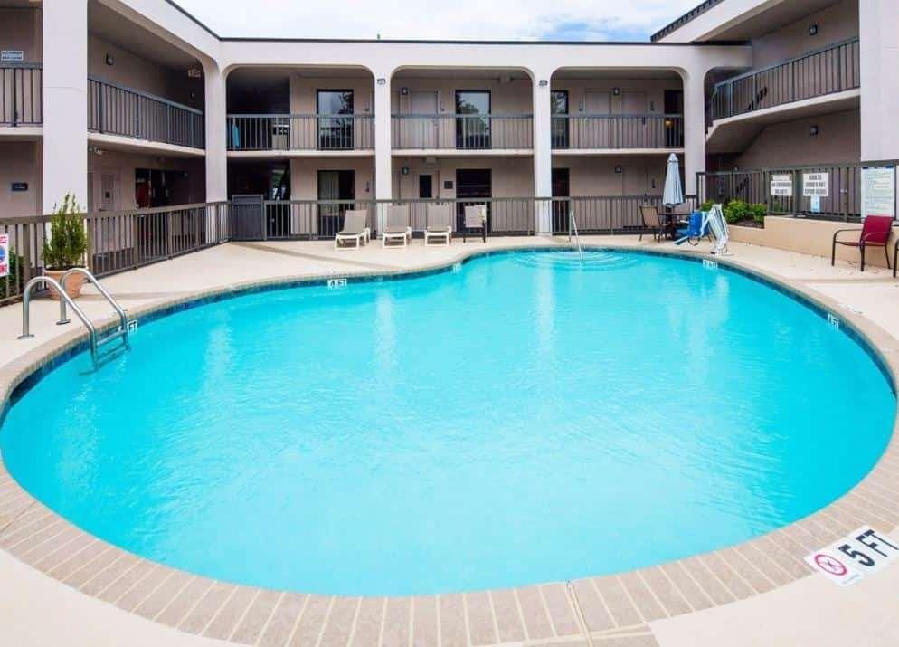 Baymont by Wyndham Fayetteville NC — 3