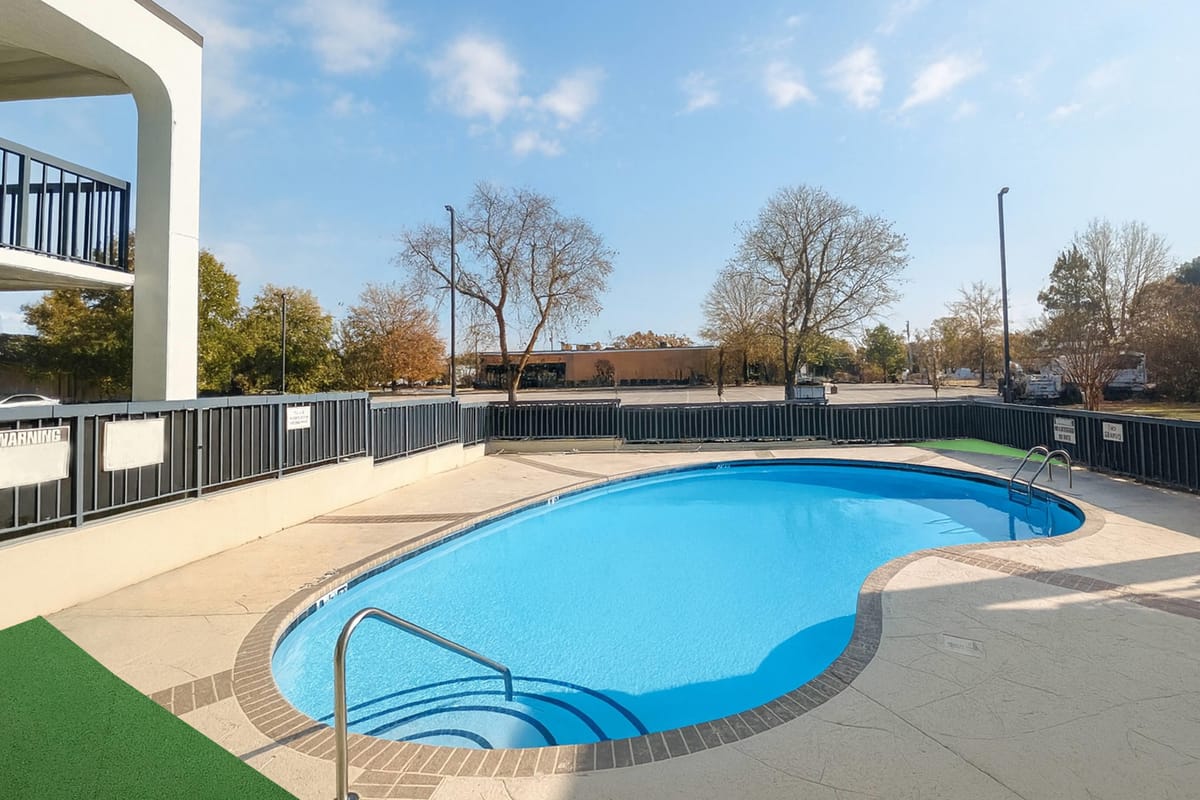 Baymont by Wyndham Fayetteville NC — 5