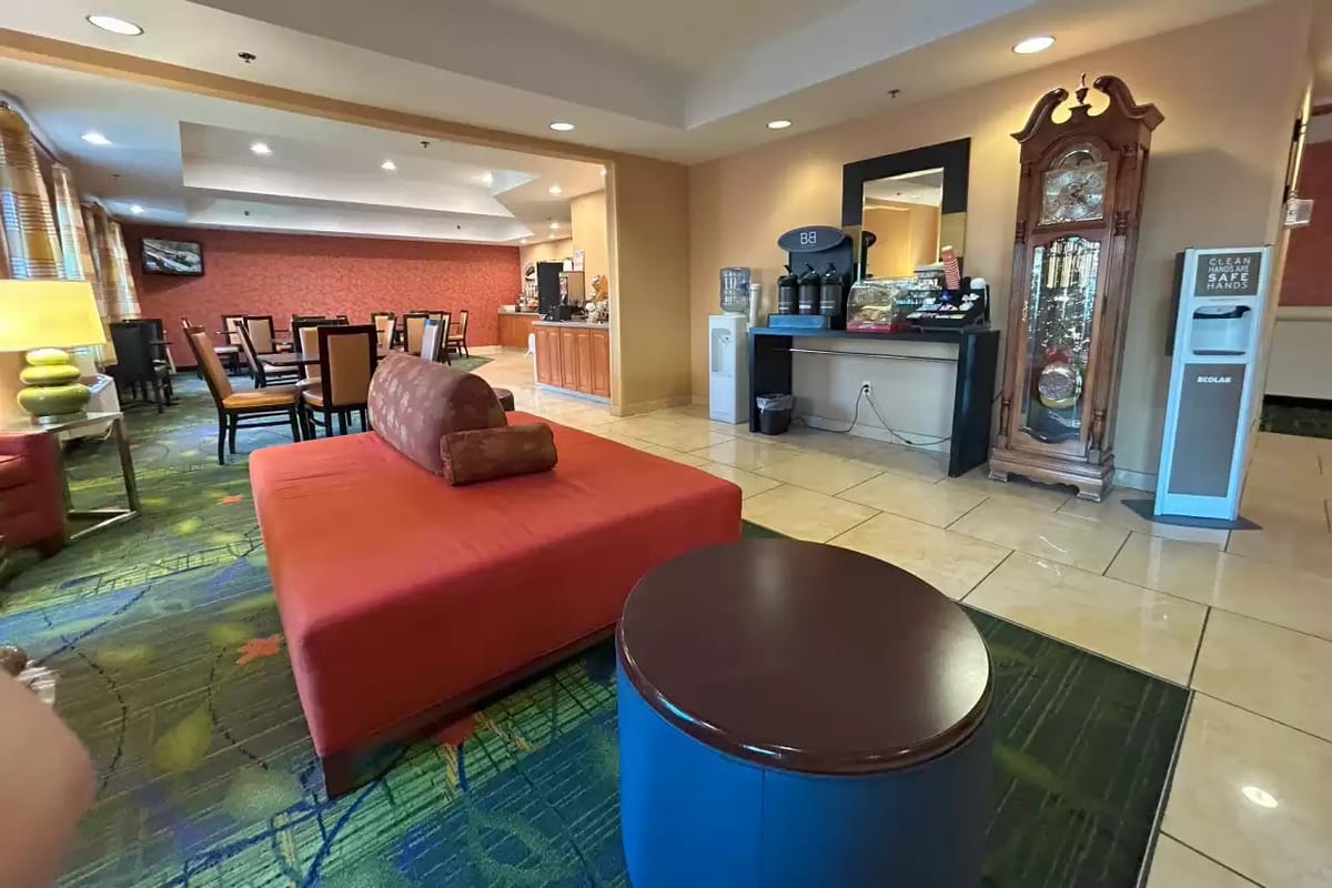 Country Inn & Suites by Radisson, Fayetteville I-95, NC — 3