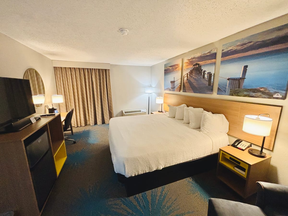 Days Inn by Wyndham Fayetteville-South/I-95 Exit 49 — 2