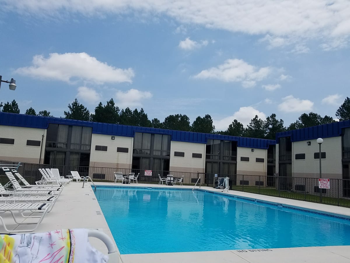 Days Inn by Wyndham Fayetteville-South/I-95 Exit 49 — 3