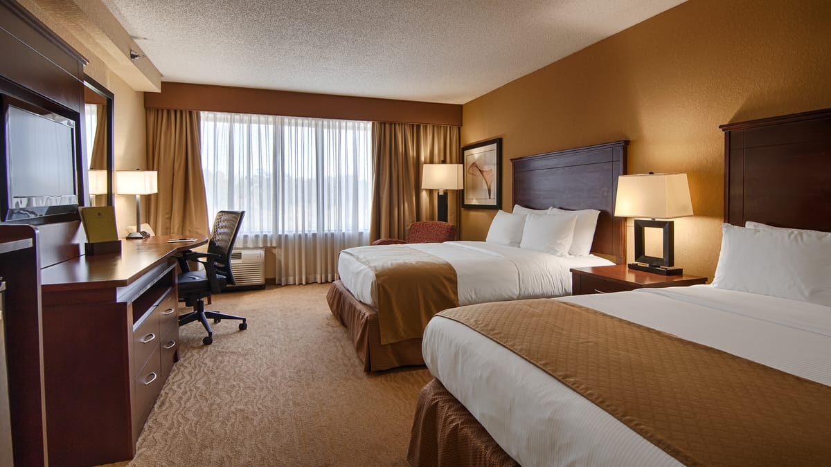 DoubleTree by Hilton Hotel Fayetteville — 2