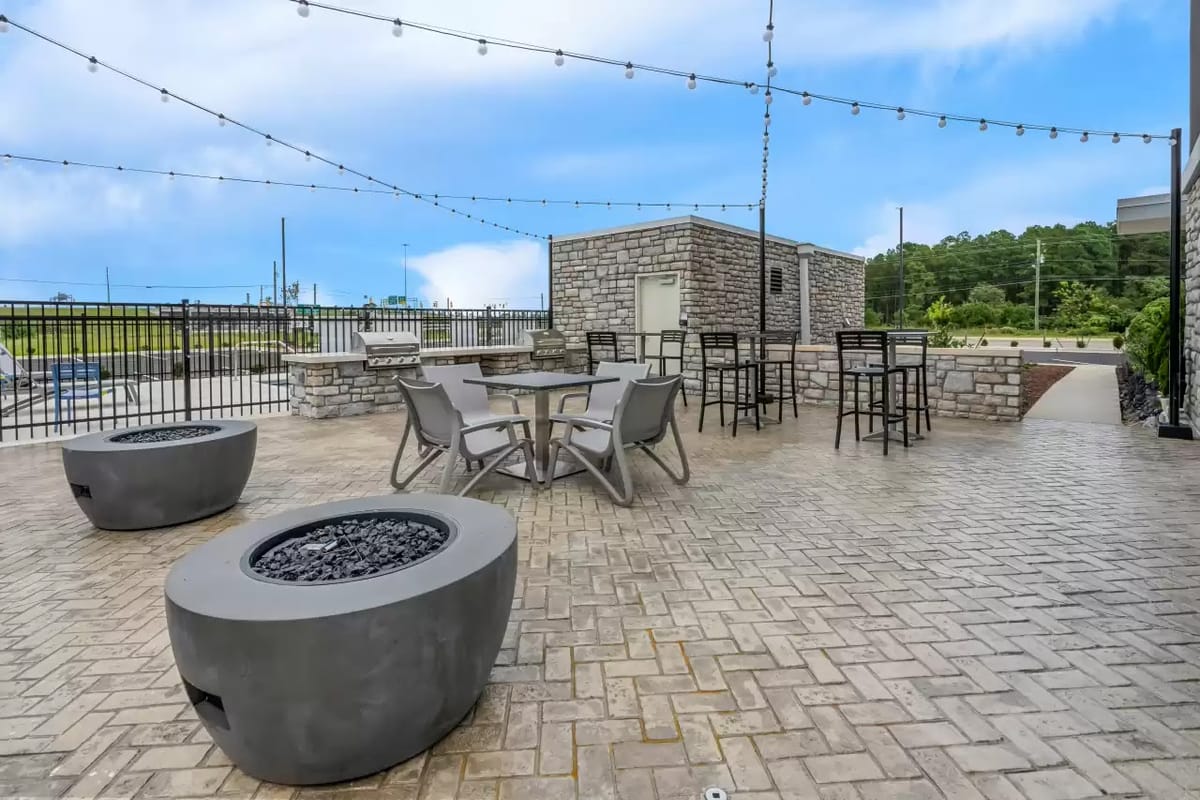 Everhome Suites Fayetteville near Fort Bragg — 4