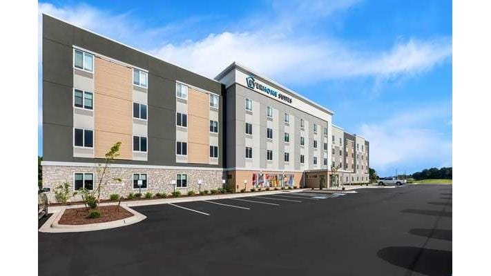 Everhome Suites Fayetteville near Fort Bragg — 5