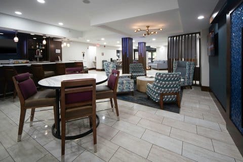 Four Points by Sheraton Fayetteville Fort Bragg — 5