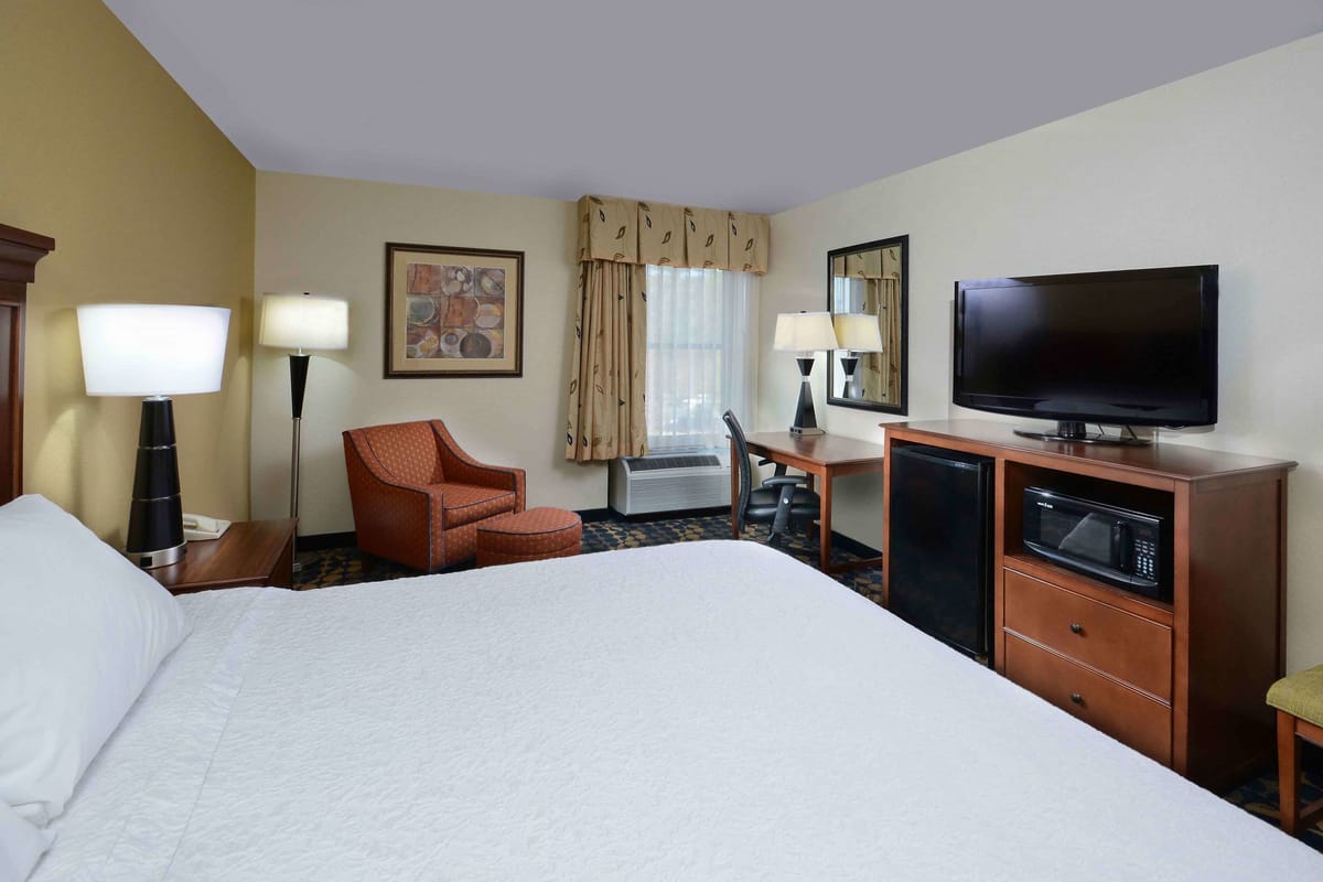 Hampton Inn Fayetteville Fort Bragg — 1