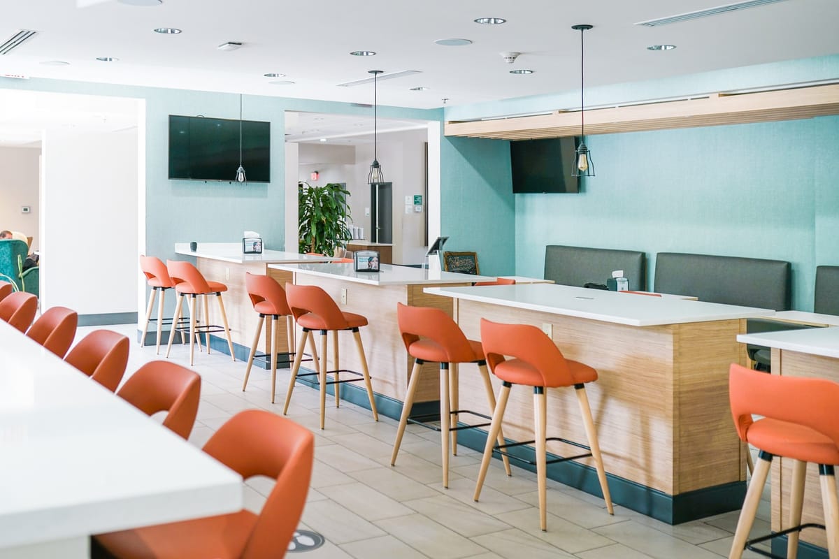 Holiday Inn & Suites Fayetteville W-Fort Bragg Area by IHG — 3
