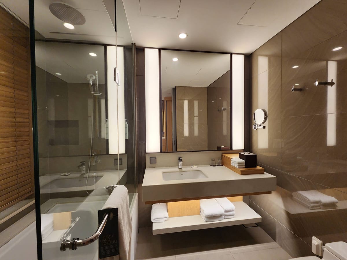 Courtyard by Marriott Seoul Botanic Park — 1