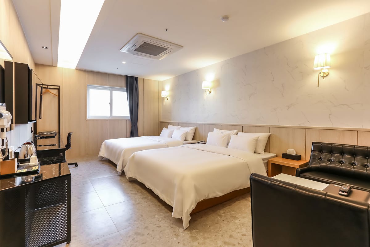 Golden Hotel — 2