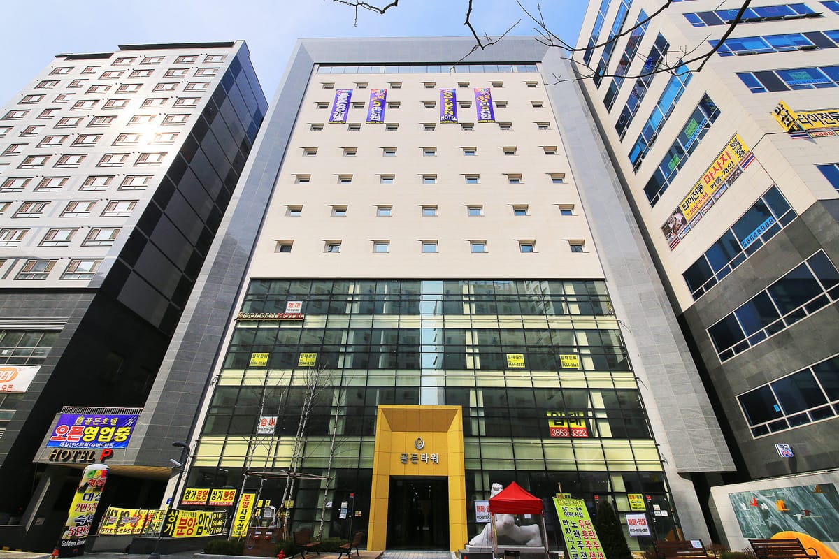 Golden Hotel — 4