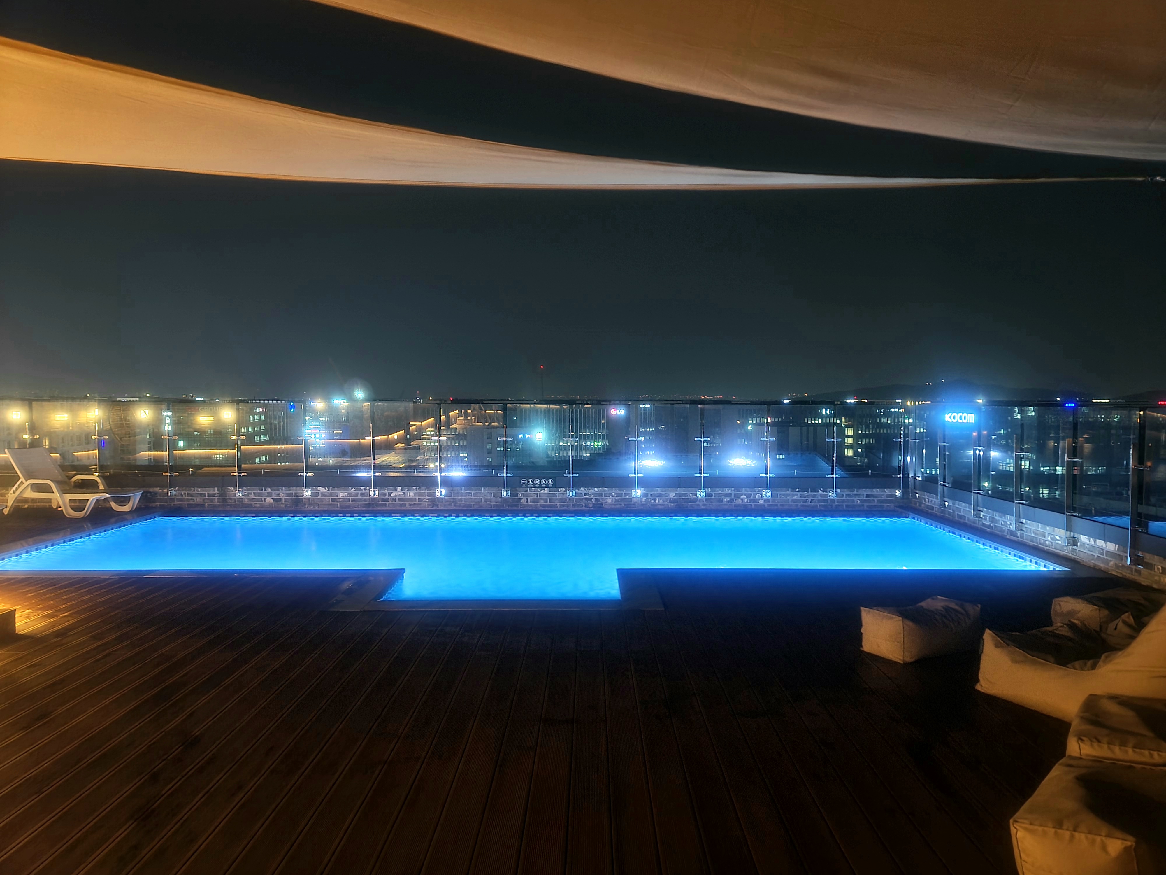 Hotel SR — 4