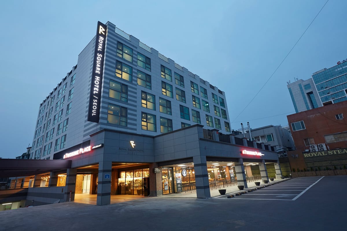 Royal Square Hotel — 3