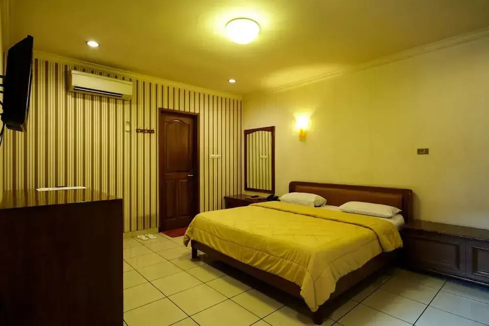 678 Hotel Cawang — 2