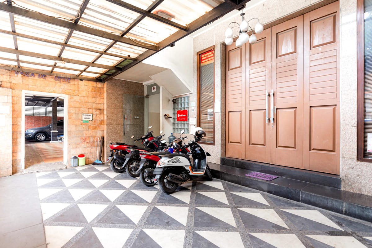 RedDoorz near Halim Perdanakusuma 3 — 3
