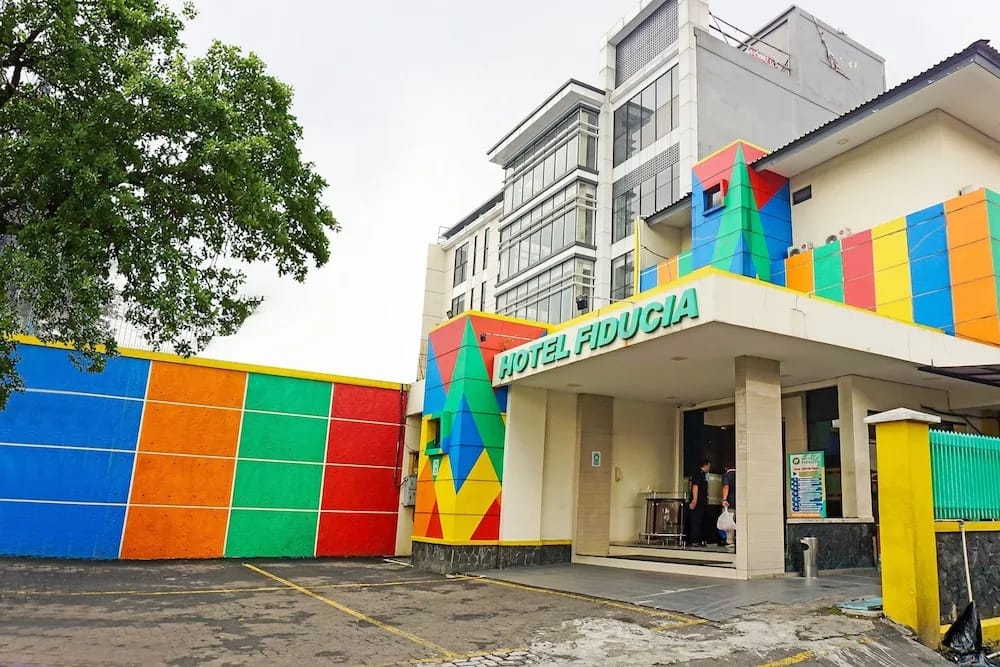 Super OYO Collection O 91409 Hotel Fiducia Otista 153 - 157 — 2