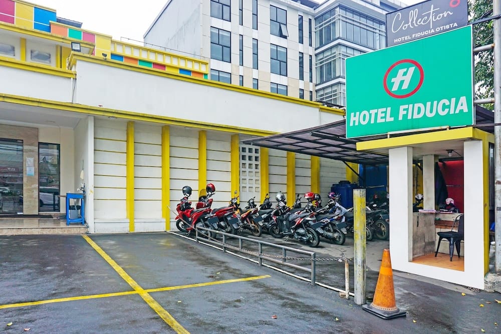 Super OYO Collection O 91409 Hotel Fiducia Otista 153 - 157 — 3