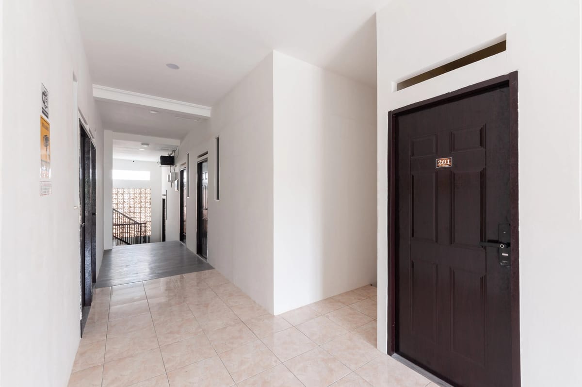 Urbanview Don Juan Pondok Gede — 2
