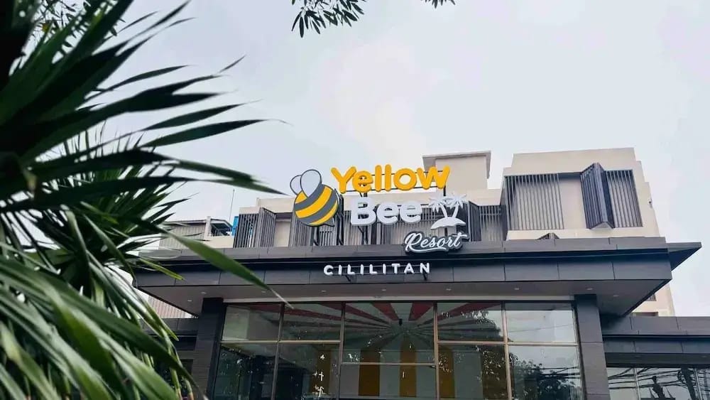 Yellow Bee Resort Cililitan — 4