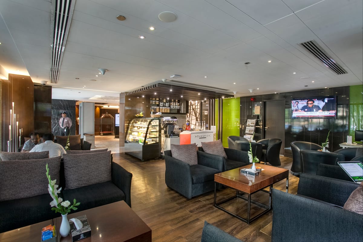 Best Western Plus Maple Leaf — 2