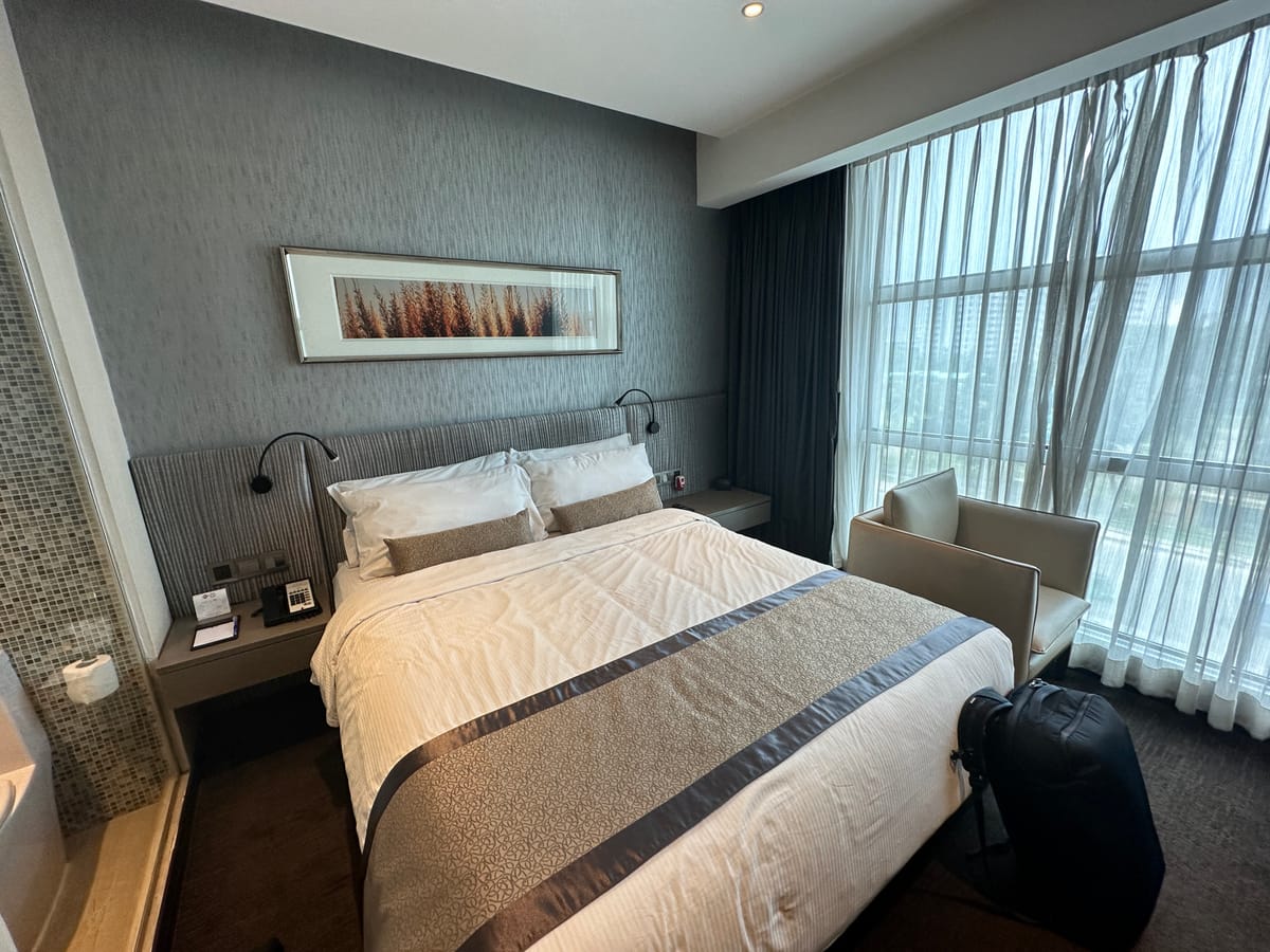 Best Western Plus Maple Leaf — 4