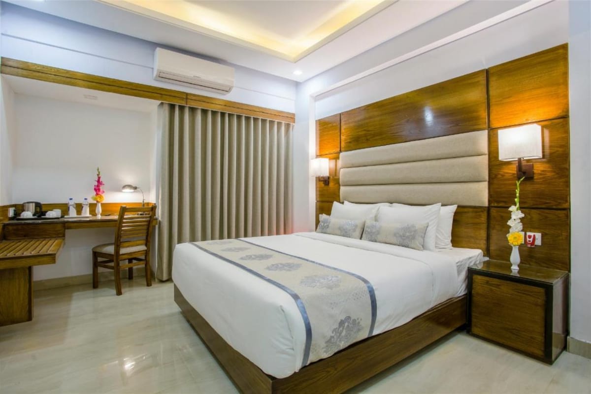 HOTEL AFFORD INN — 1