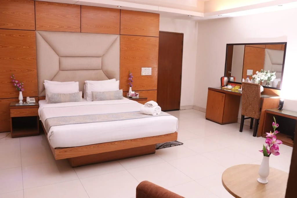 HOTEL AFFORD INN — 2