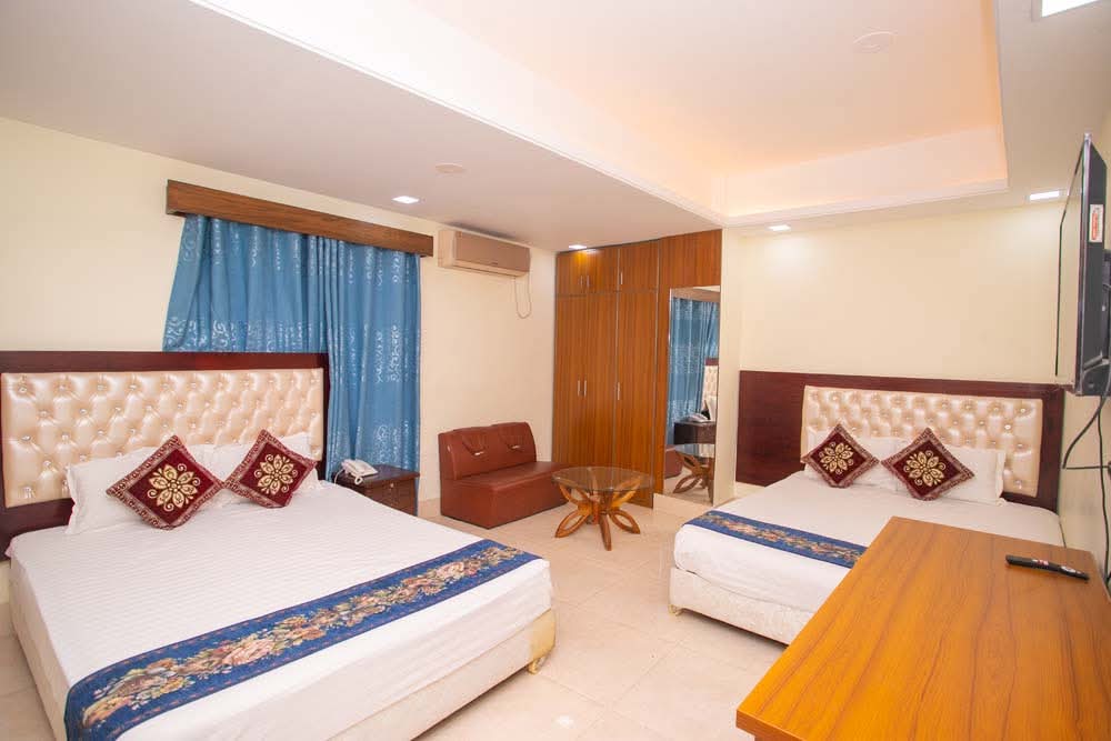 Hotel D Palace — 2
