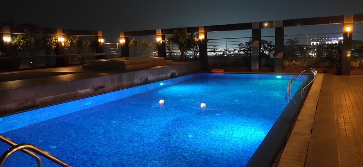 Hotel Fountain — 1