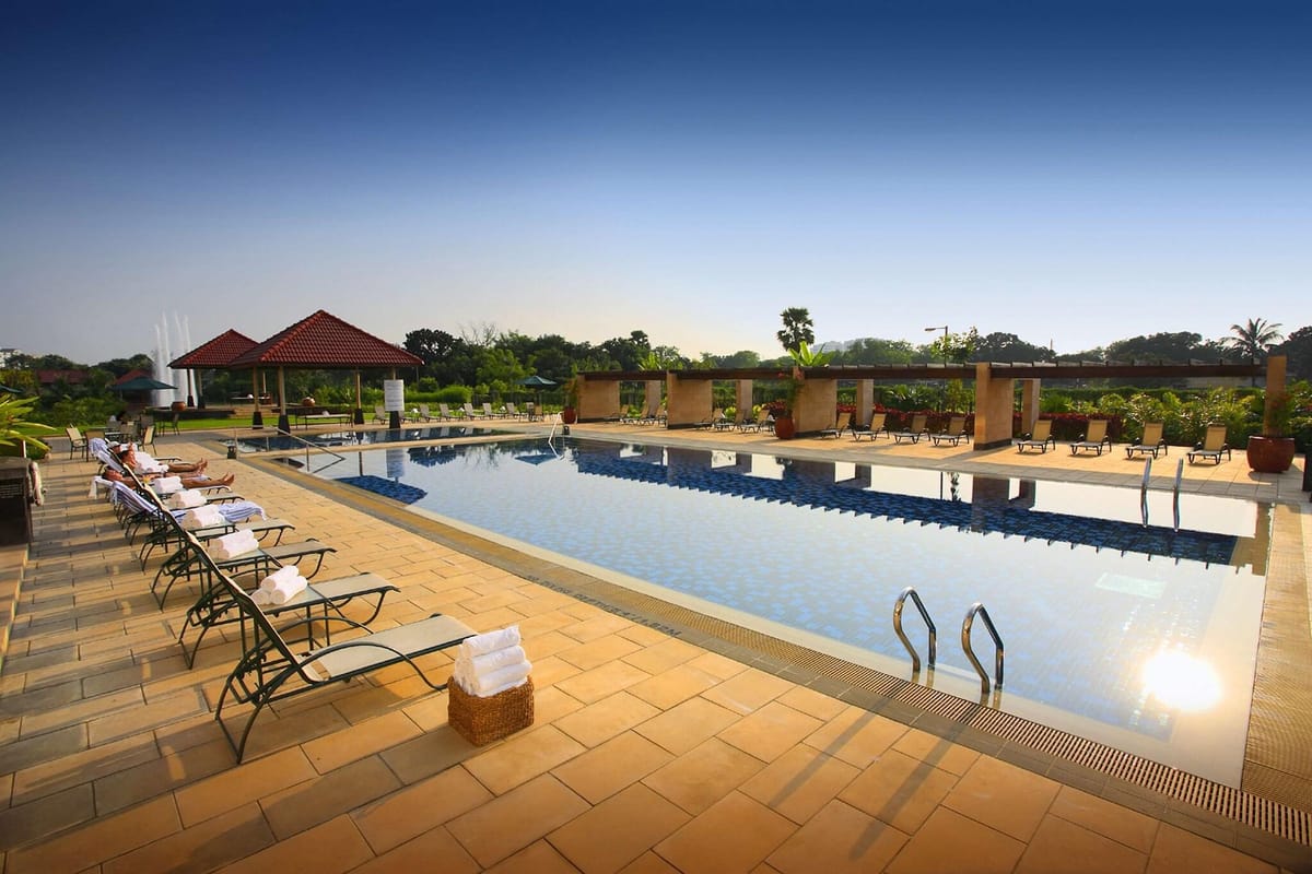 Radisson Blu Water Garden Hotel, Dhaka — 1