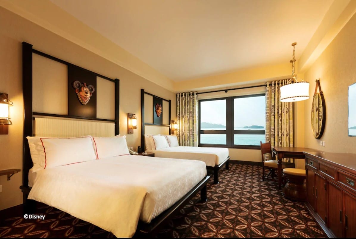 Disney Explorers Lodge — 3