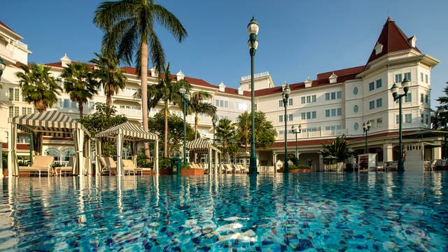 Hong Kong Disneyland Hotel — 2