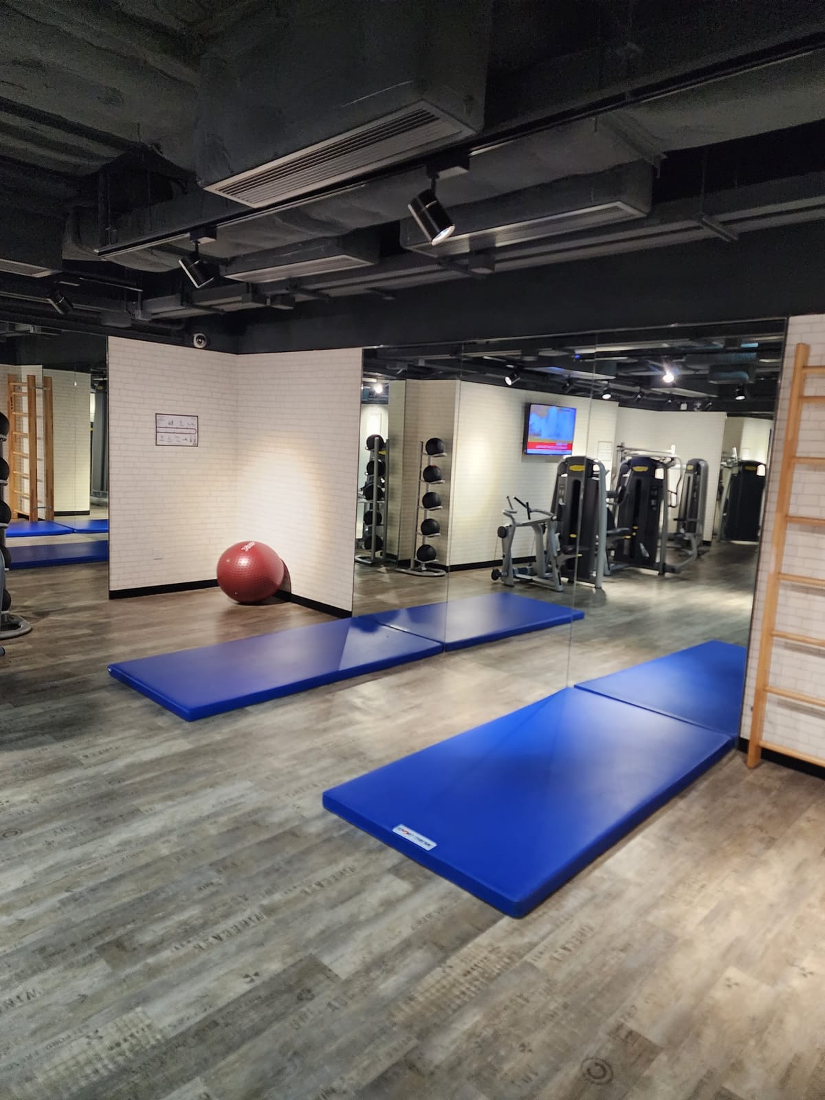 Pentahotel Hong Kong, Tuen Mun — 3