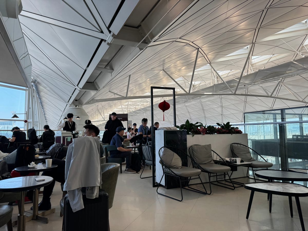 Plaza Premium Lounge (Near Gate 60, Departures) — 5
