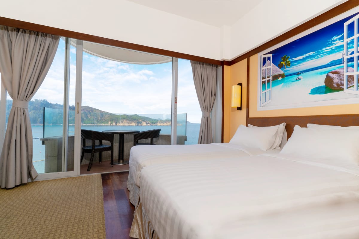 Warwick Hotel Cheung Chau — 1