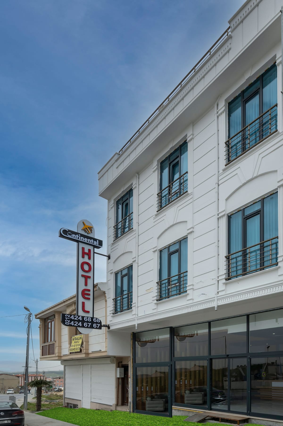 Continental Airport Hotel — 5
