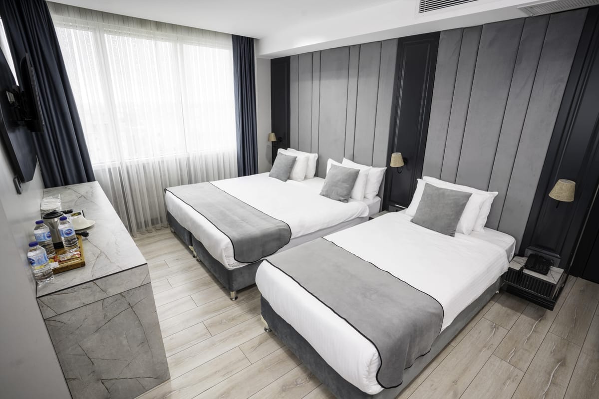 Express Plus Hotel — 1