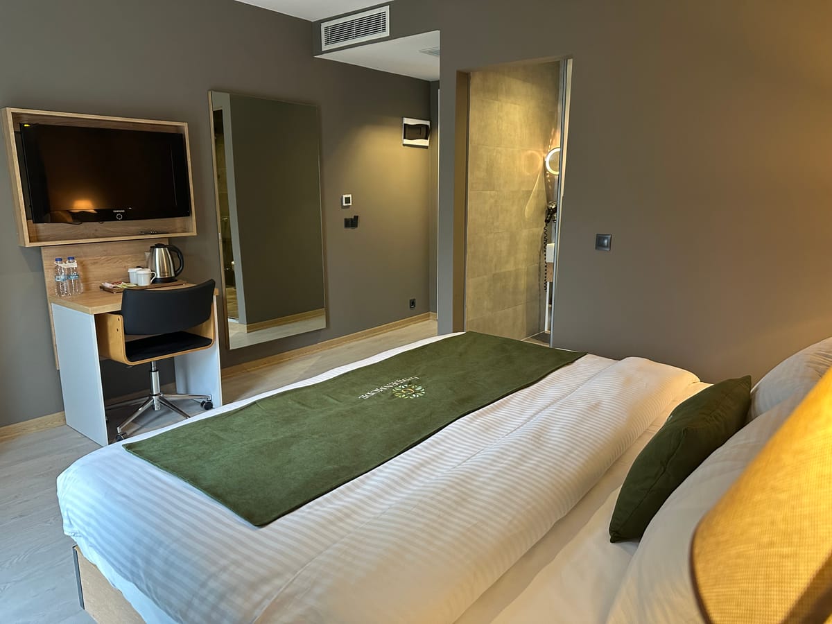 Garden Mode Airport Hotel — 2