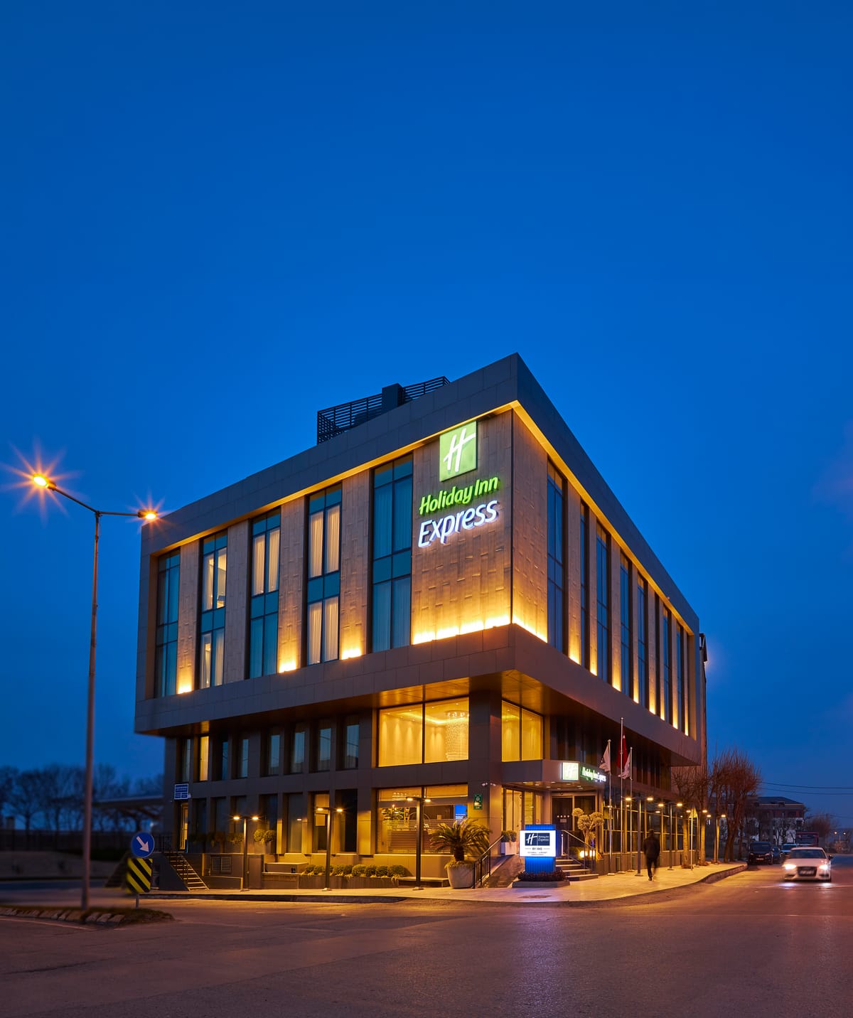 Holiday Inn Express Istanbul - Airport Arnavutkoy by IHG — 1