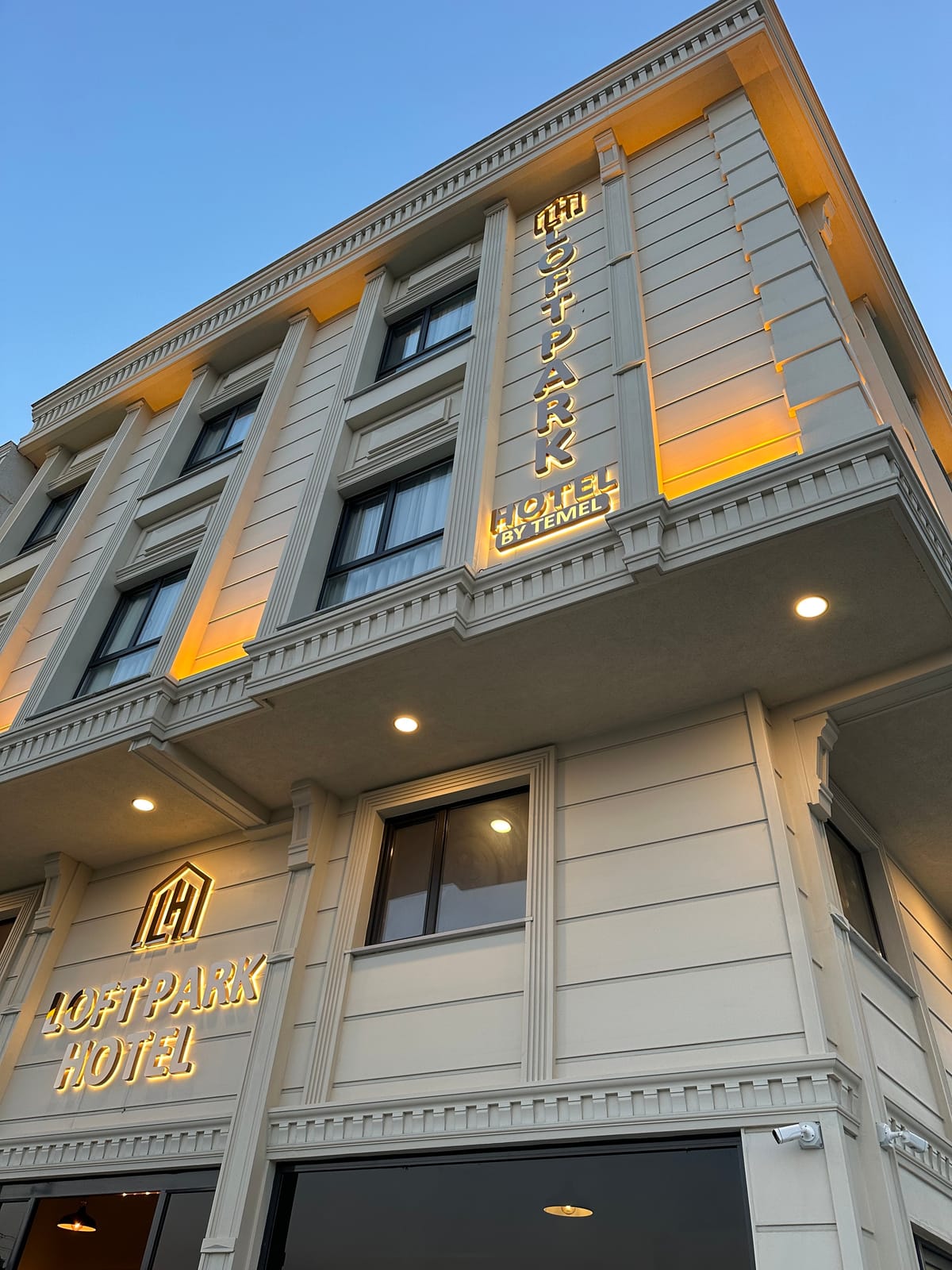 Loft Park Hotel's — 4