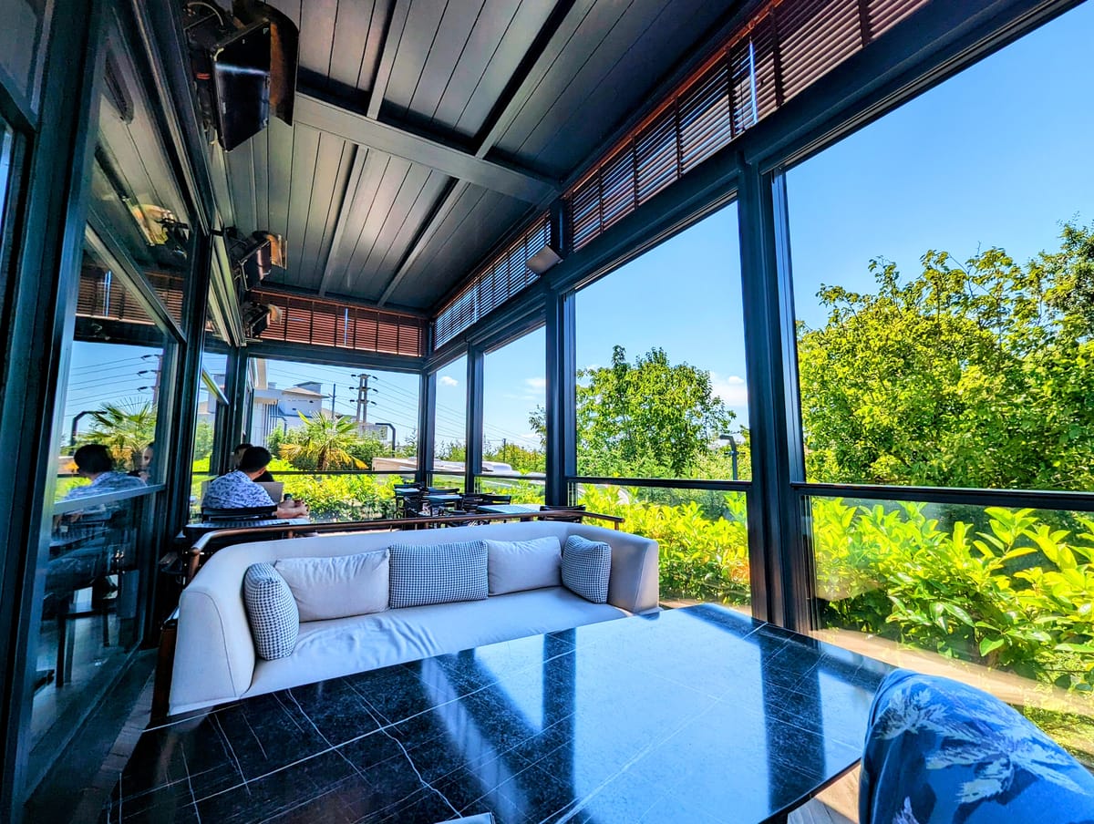 MENALO HOTEL PREMIUM — 1