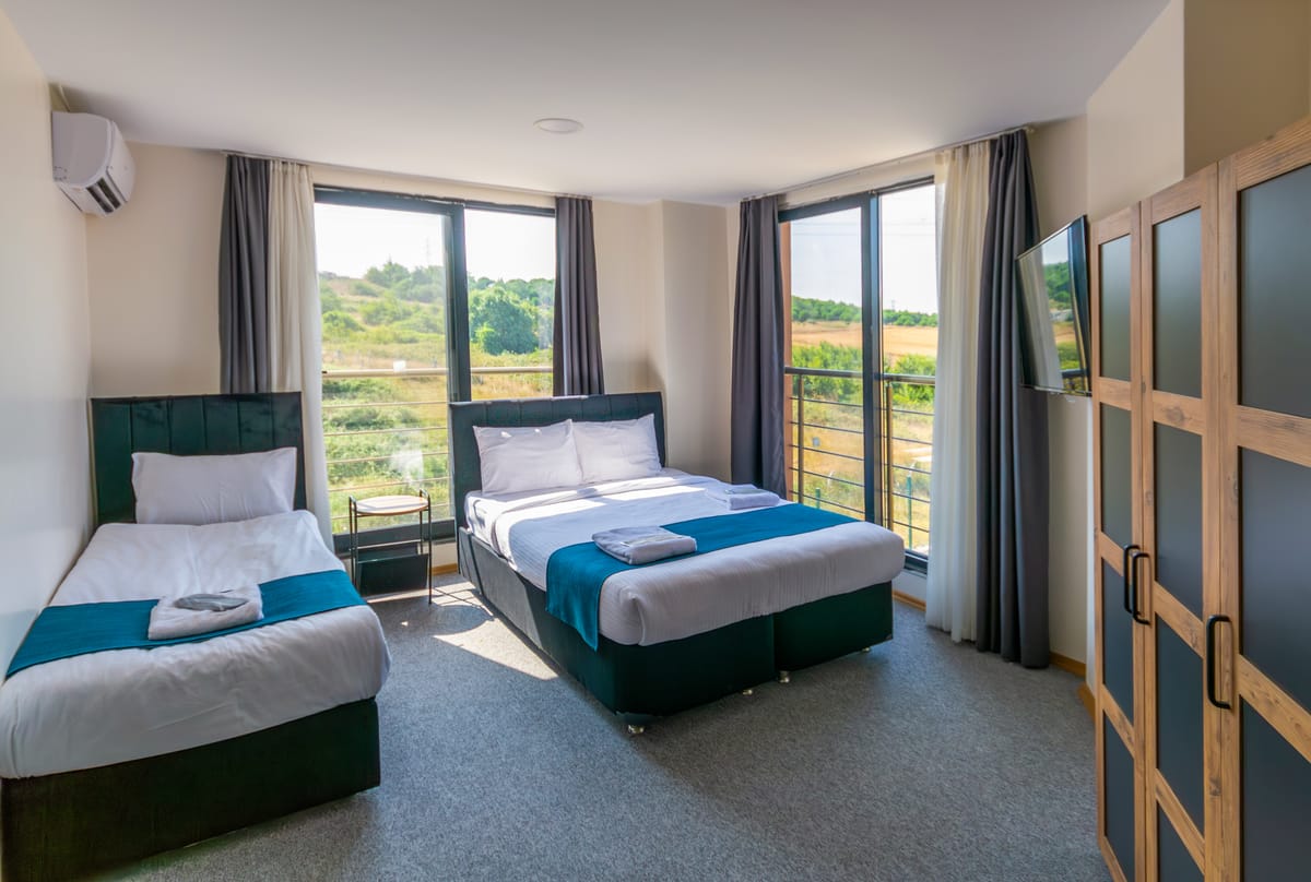 New Garden Airport Hotel — 5