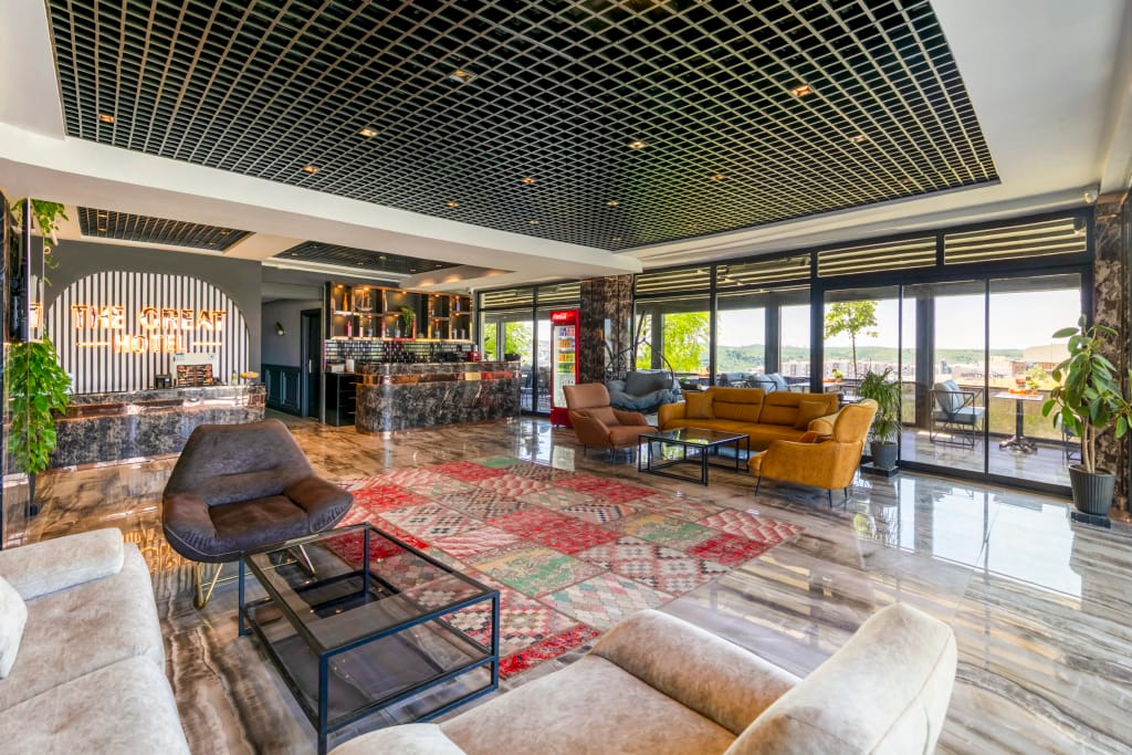 The Great Airport Hotel & Restaurant — 1