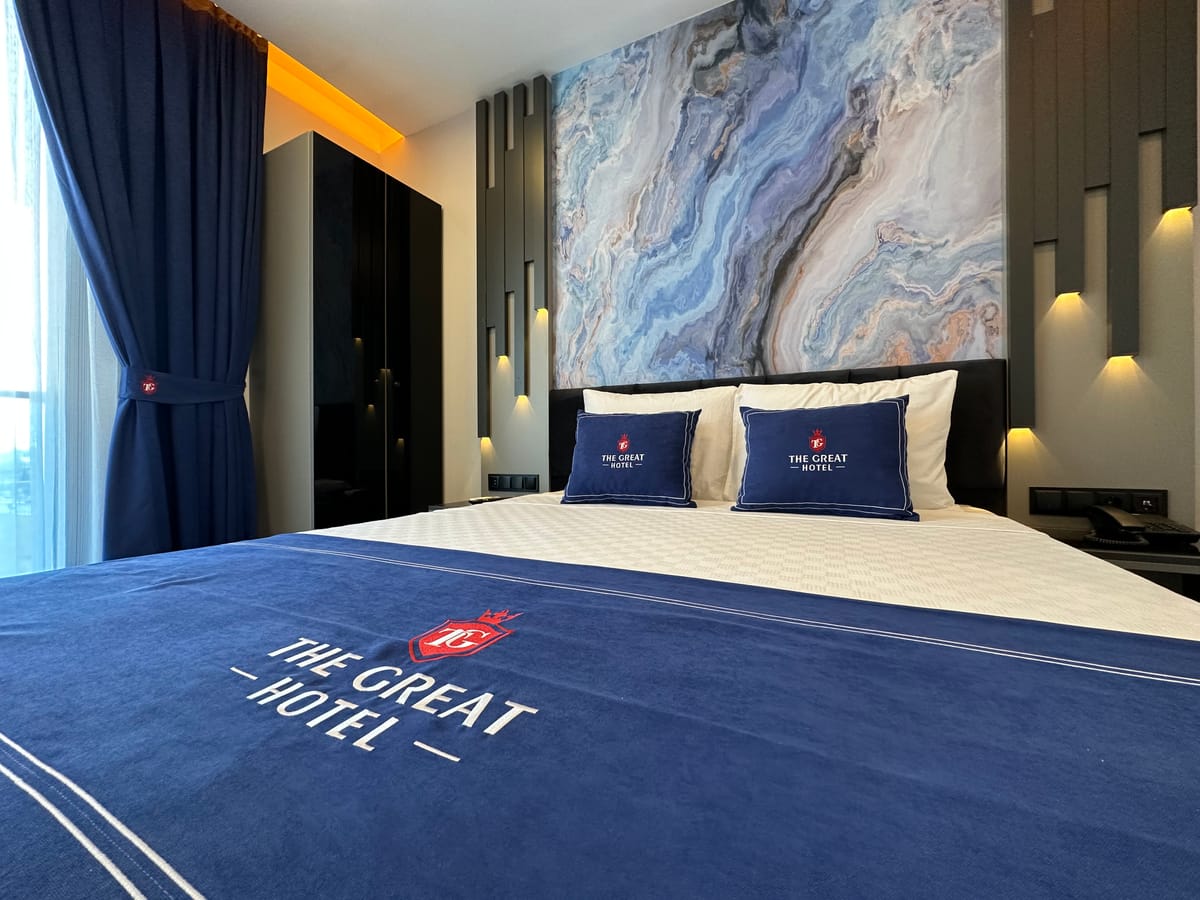 The Great Airport Hotel & Restaurant — 5