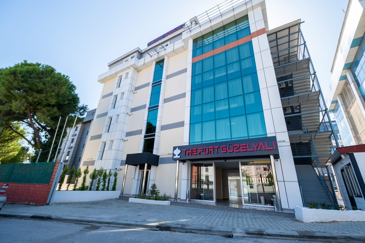 The Port Güzelyalı Otel — 4