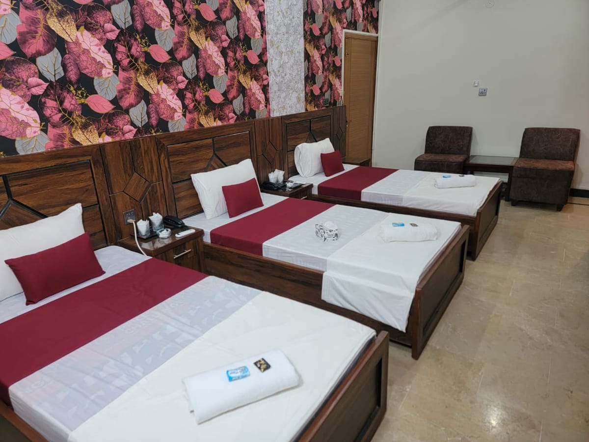 Airport Guest House Near JIA — 3