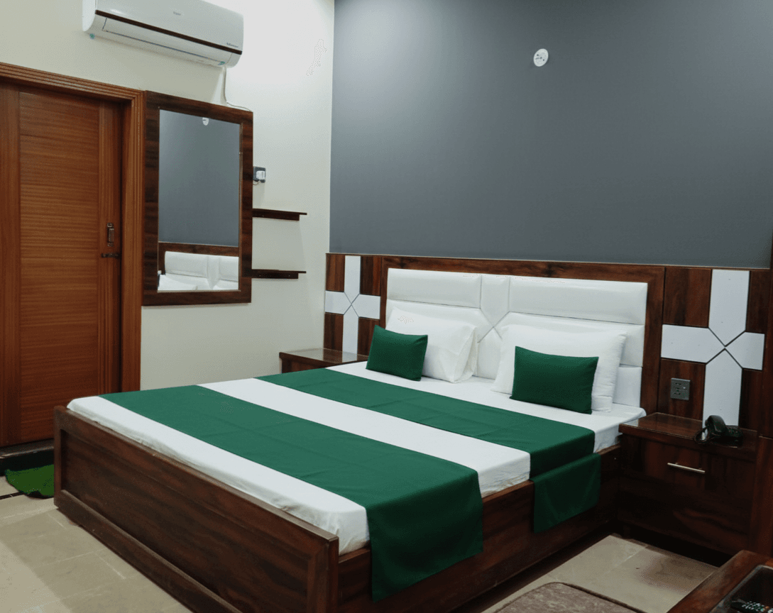 Airport Guest House Near JIA — 5
