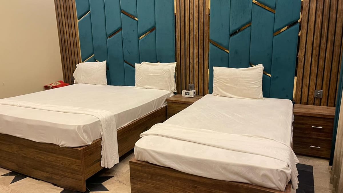 Elegant Guest House Karachi — 4