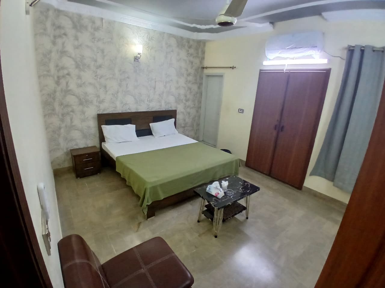Family Inn — 3